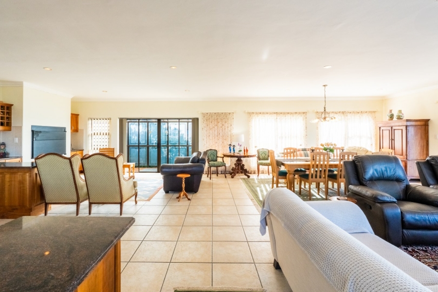 4 Bedroom Property for Sale in Stilbaai Wes Western Cape